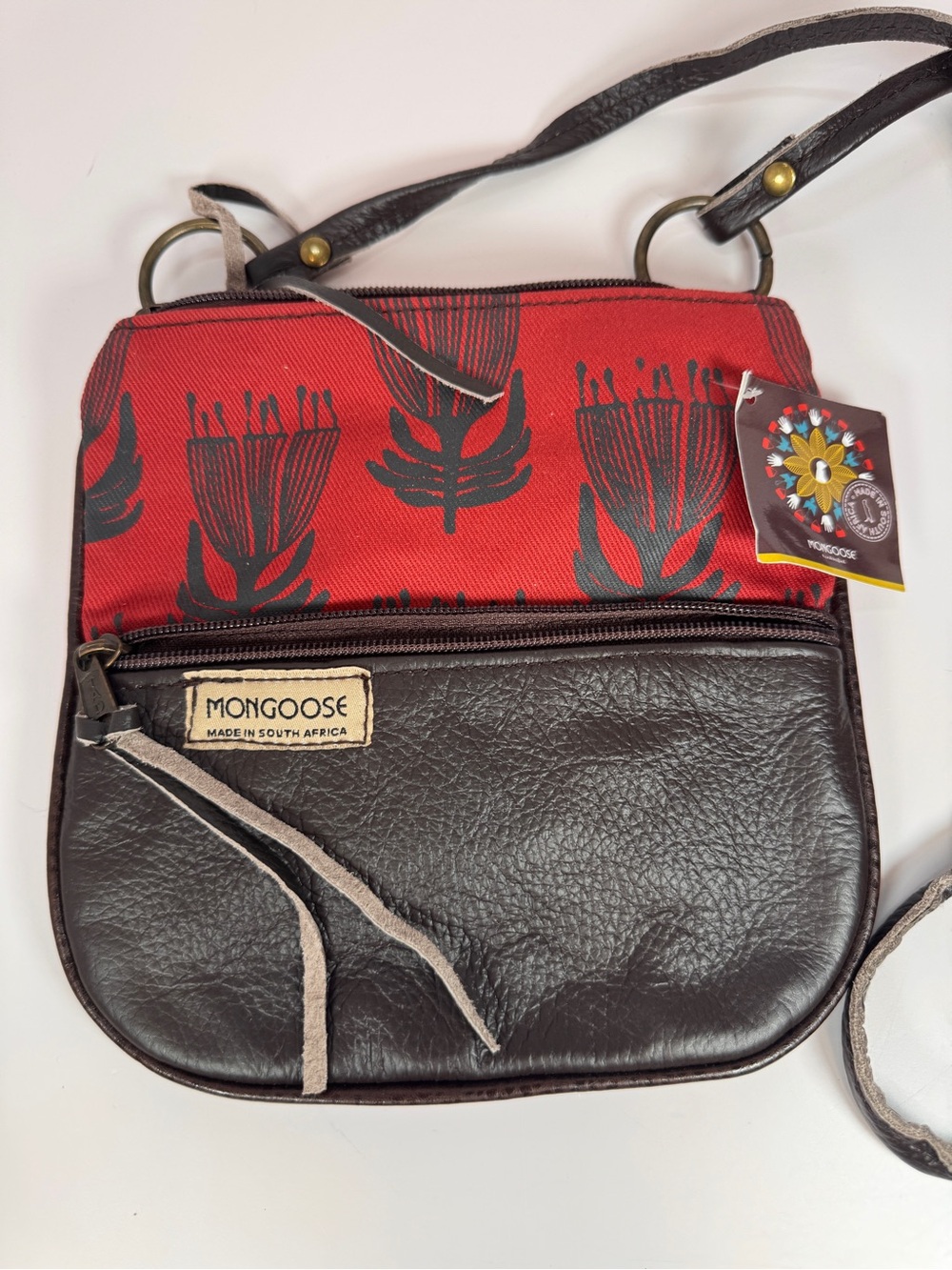 Mongoose-Made in South Africa Crossbody Floral Printed Purse. BRAND NEW w/ tag!